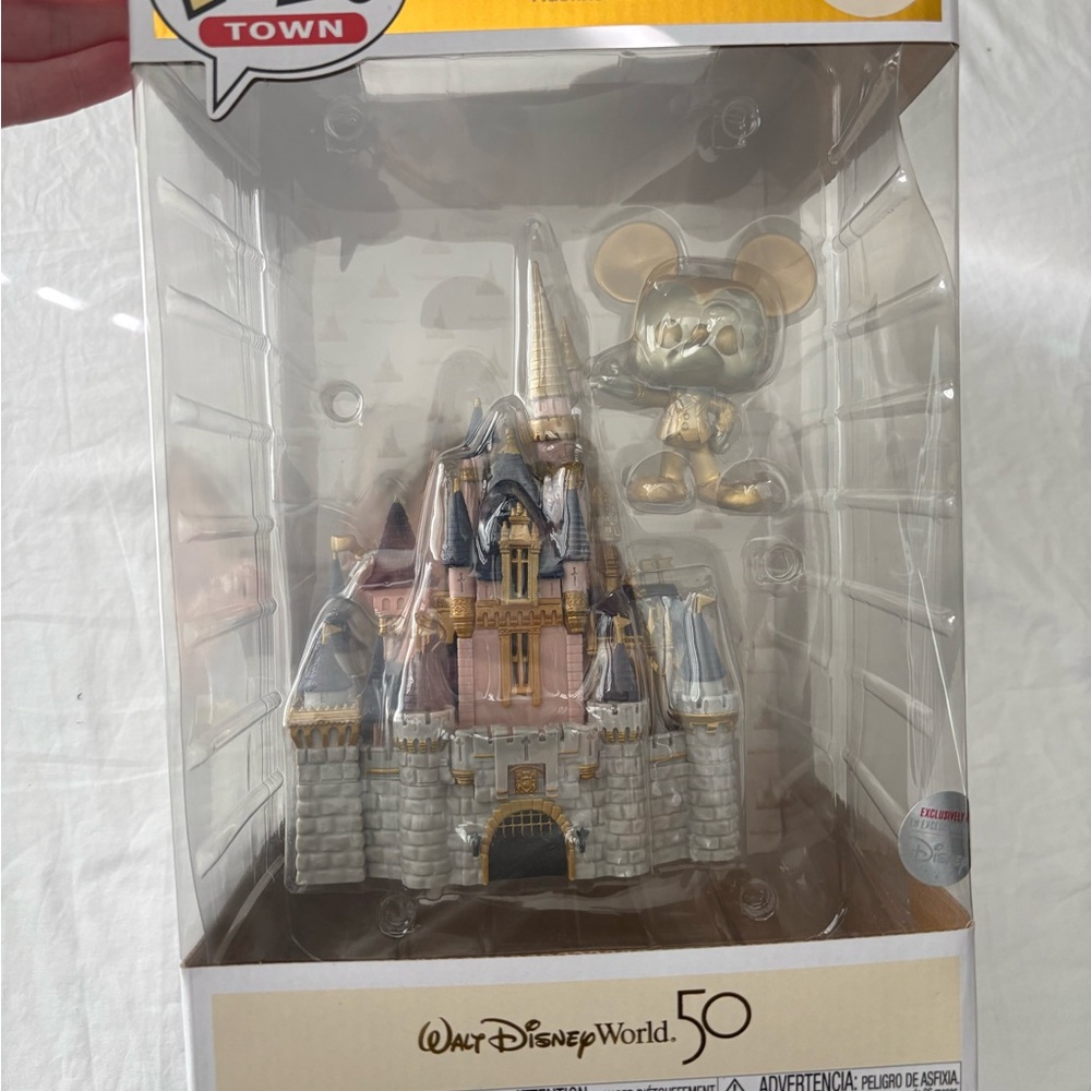 Funko Gold Mickey with Pink and Gray Castle Playset